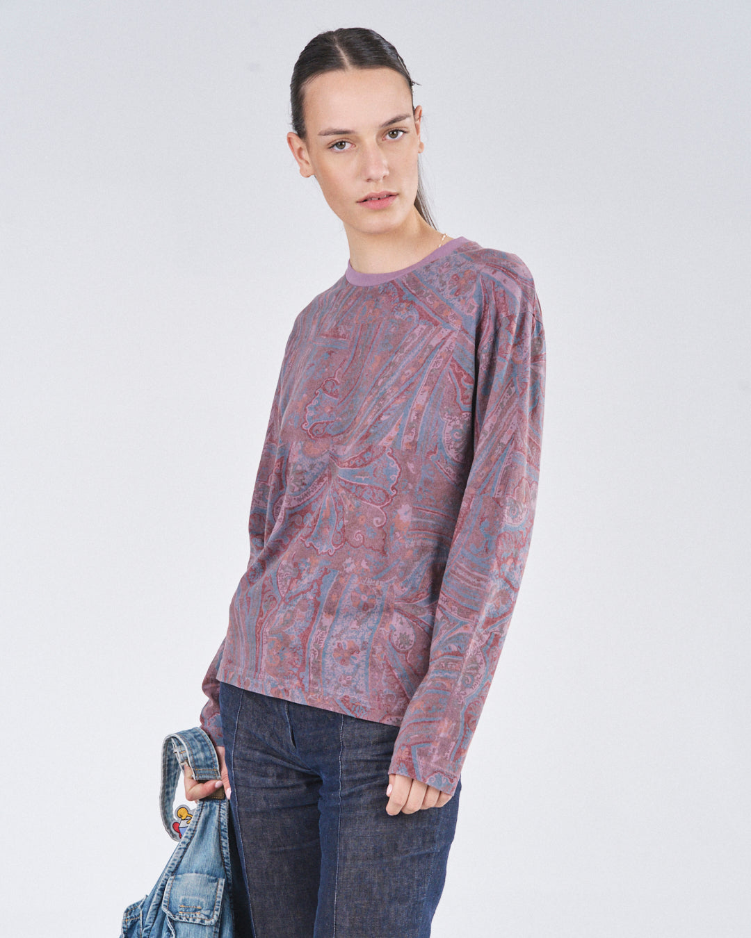 Boxy Longsleeve 135, Purple Paisley Atelier E.B